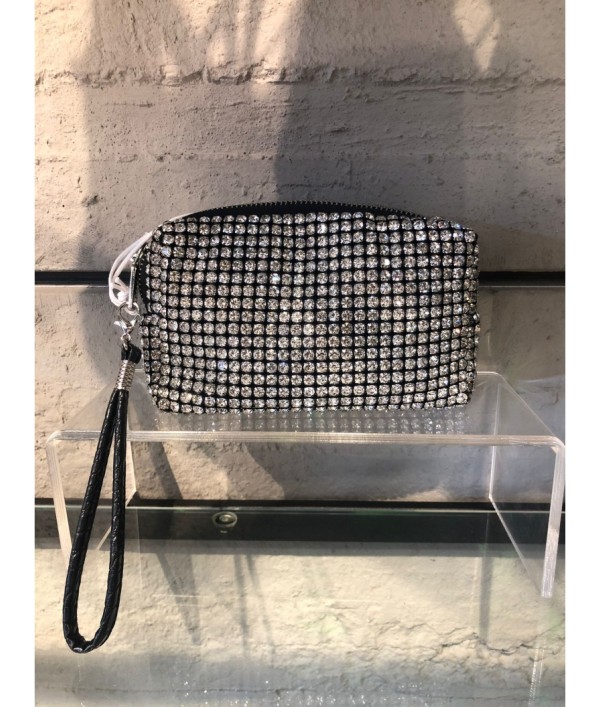 ELA BUTİK -Giyim ve Aksesuar Mağazası     