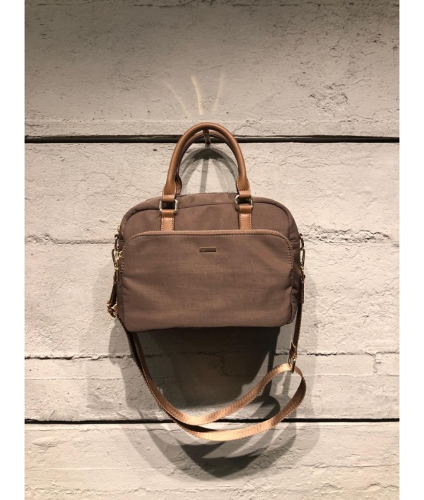 ELA BUTİK -Giyim ve Aksesuar Mağazası     