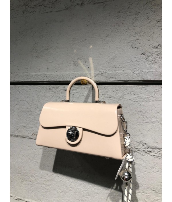 ELA BUTİK -Giyim ve Aksesuar Mağazası     