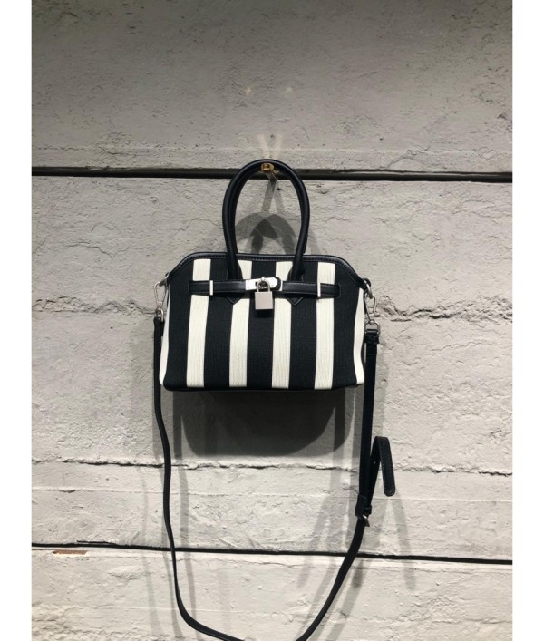 ELA BUTİK -Giyim ve Aksesuar Mağazası     