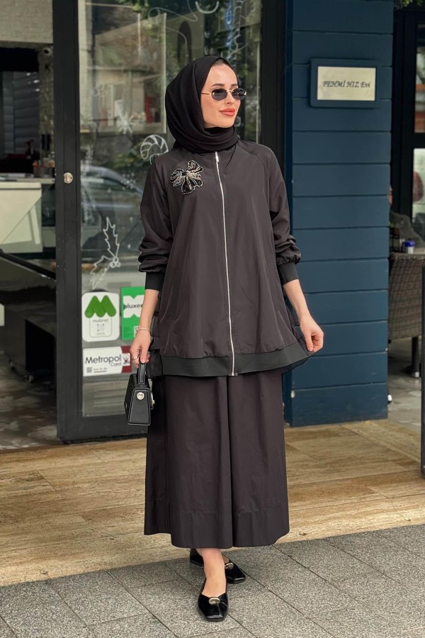 Ela Butik - Giyim ve Aksesuar Mağazası     